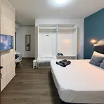 Apartment Mini In Victoria